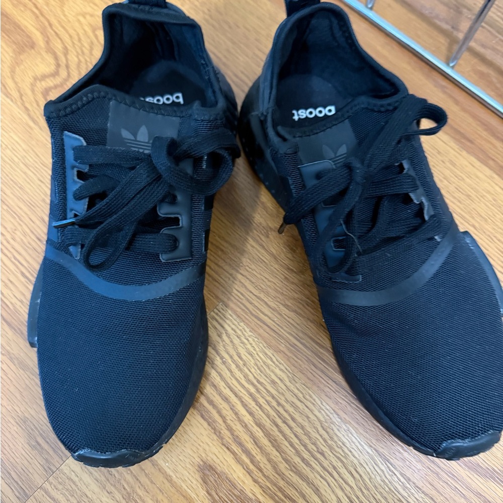 Adidas Women’s Ultra Boost Black Sneakers Size 8.5